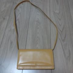 LOEWE イエロー 長財布 スナップボタン式のサムネイル