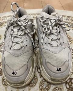 BALENCIAGA Triple S スニーカー ホワイト 40のサムネイル