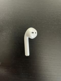 Apple エアーポッズ　第一世代　 AirPods 左耳のサムネイル