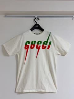 【夏休みセール7/25まで】GUCCIブレードロゴ Tシャツ／サイズS（L相当）のサムネイル