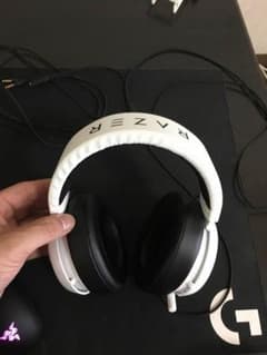 [箱無し値下げ○]Razer Kraken Pro V2 Oval Whiteのサムネイル