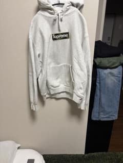 Supreme グレー フード付きパーカー　NIGOさん着用のサムネイル