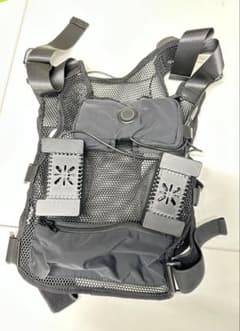 【新品同様】ペルチェベスト －２３℃の効果 今ならネッククーラーも 暑さ対策に！のサムネイル