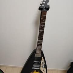 ジョージ リンチ スーパーV エレキギター - メルカリ