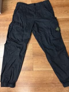 STONE ISLAND ジョガーカーゴパンツ ブラック W31 正規品 - メルカリ