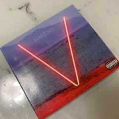 maroon5 / sugarのサムネイル