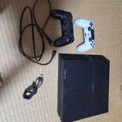PlayStation 4 本体 コントローラー2個付きのサムネイル
