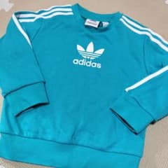 メルカリ市割！　adidas キッズ トレーナー 90cmのサムネイル
