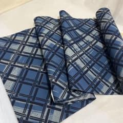 反物幅39.5以上　ワイド　浴衣 反物 幾何学模様 紺リメイク素材　綿のサムネイル