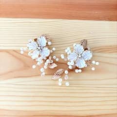 フラワー パール ヘアクリップ 2個セット ウエディング 前撮りのサムネイル