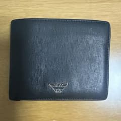 EMPORIO ARMANI 二つ折り財布 レザー ブラックのサムネイル