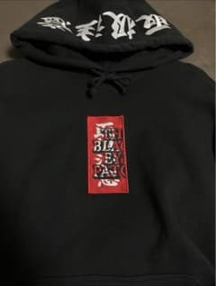 ブラックアイパッチパーカーのサムネイル