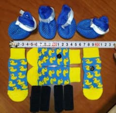 犬用 靴下・シューズセット アヒル柄 メッシュ２セットSサイズぐらいのサムネイル