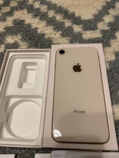 【ベルフォート様専用！！】iPhone8 64GB ピンクゴールド SIMフリーのサムネイル