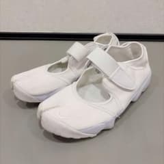 r*a様 NIKE ナイキ エアリフト スニーカー レディース ホワイト 25㎝のサムネイル