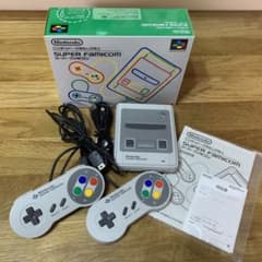 ♡Nintendo ゲーム機本体 スーパーファミコンミニ♡のサムネイル