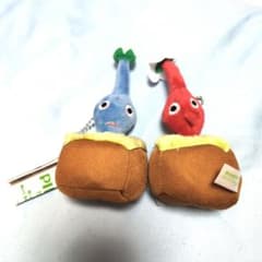 ピクミン 引っこ抜きぬいぐるみマスコット 青　赤