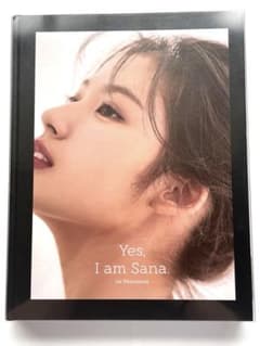 Yes,I am Sana 1st Photobook Black ver. - メルカリ