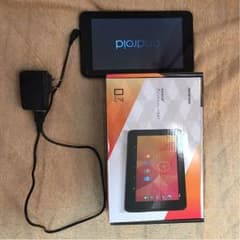 android タブレット 7インチ 美品！のサムネイル