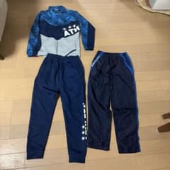 ATHLETA サッカー ジャージ 上下セットのサムネイル