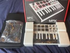 【MIDIキーボード】AKAI MPK mini mk3ケース付きのサムネイル