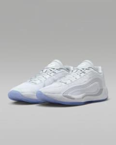 NIKE ルカ4 PFのサムネイル