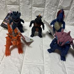ウルトラ怪獣シリーズ　5個まとめ売り　タグ付き　匿名配送　段ボール梱包のサムネイル