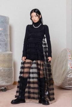 Bibiy シアーロングフリルワンピースのサムネイル