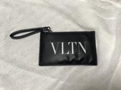 VALENTINO ブラック フラグメントケースのサムネイル