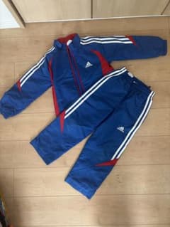 adidas キッズ ジャージ 上下セット 110のサムネイル