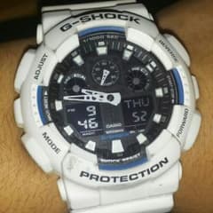 G-SHOCK ホワイトのサムネイル