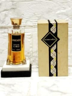 香水　レア　希少　パルファン　シロ　サレンダー　15ml　ヴィンテージ 香水 レア 希少 パルファン シロ サレンダー 15ml ヴィンテージ - メルカリ