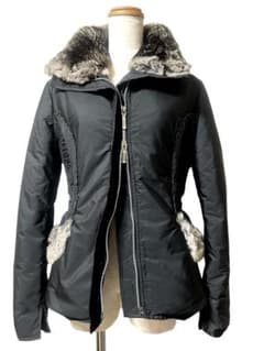 エルマノシェルビーノ ダウンジャケット　ファー付き 黒 42 エルマノシェルビーノ ダウンジャケット ファー付き 黒 42 - メルカリ