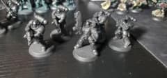 コ*ド様 ウォーハンマー 40k ヘルブラスター。 ミニチュア5体。のサムネイル