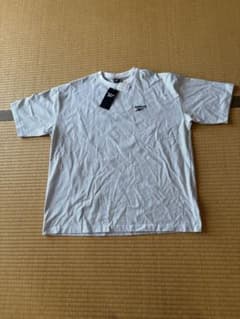 リーボックTシャツL 値段交渉喜んで☺️