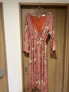ドロシーズ ロングワンピース 花柄 カシュクールワンピースのサムネイル