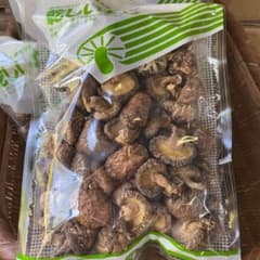 原木栽培 乾燥しいたけ200ｇ×2袋のサムネイル