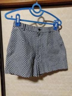 黒白チェックショーパンのサムネイル