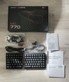 23年11月購入Mistel MD770-RUSPDBBA1 左右分離キーボードのサムネイル