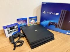 美品！PlayStation 4Pro、1TB 本体コントローラー2個ソフト2本のサムネイル