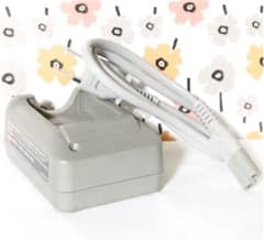 ❤️オリンパス 純正充電器❤️のサムネイル