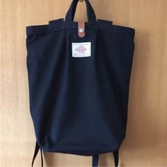 黒 リュックのサムネイル