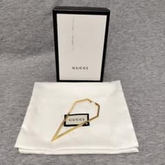 GUCCI Large Single Triangleラージトライアングルピアス - メルカリ