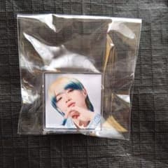 ジュノン アクリルクリップバッジのサムネイル