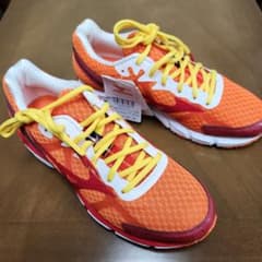 コブクロ　ランニングシューズ　　 52special　26.5センチ　タグ付き コブクロ ランニングシューズ 52special 26.5センチ タグ付き - メルカリ