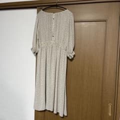 チ*ー様 Green label relaxingベージュドット柄 ワンピースのサムネイル