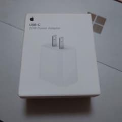 Apple 20W USB-C Power Adapterのサムネイル