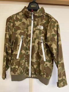 THE NORTH FACE  マウンテンパーカー　迷彩　130㎝のサムネイル