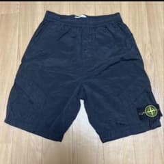 R*5様 STONE ISLAND ナイロンメタル ハーフパンツ ブラックのサムネイル