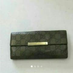 K様専用。最終値下げ！GUCCIの長財布のサムネイル